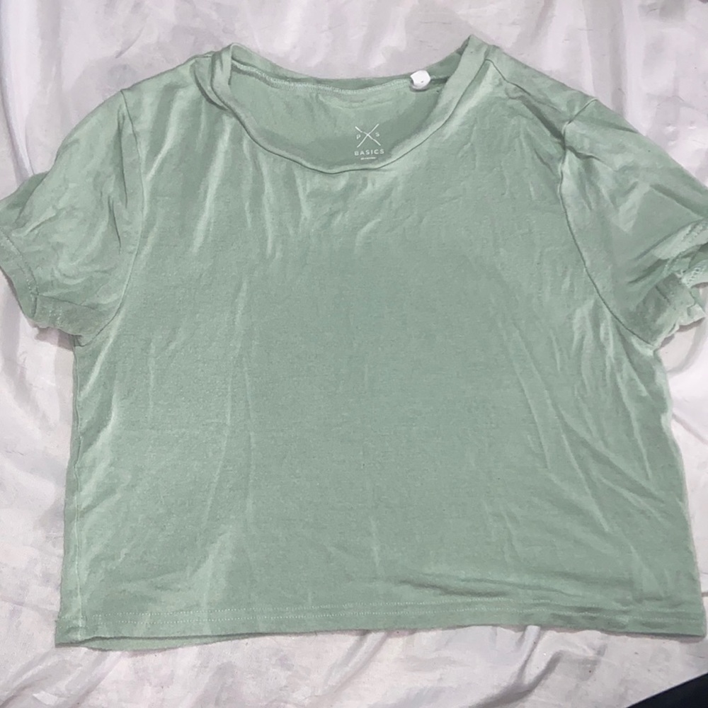 Short sleeve crop top